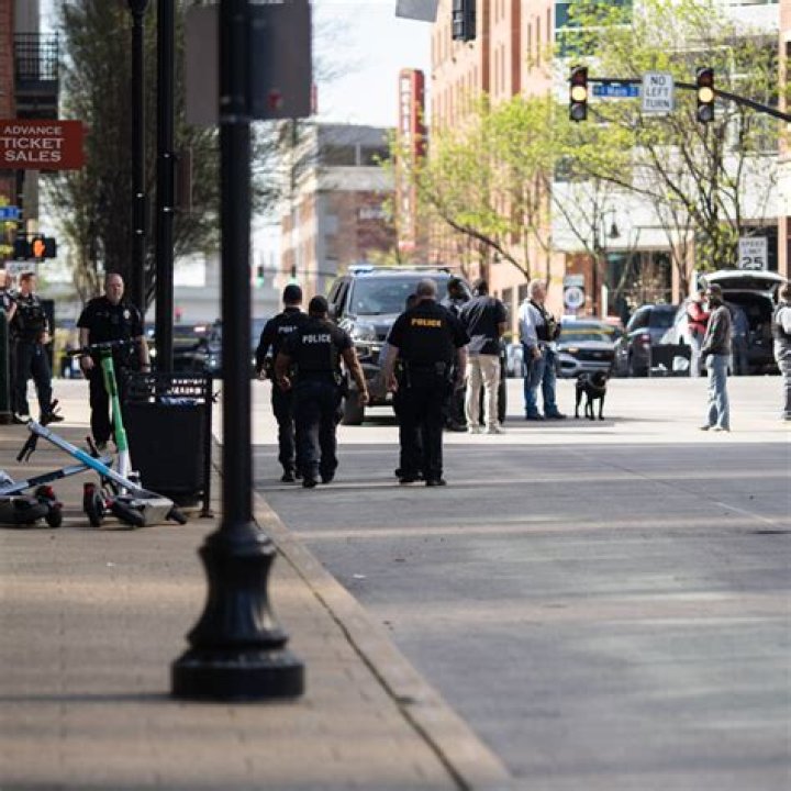 
3 Dead, 5 Injured After Gunman Opens Fire in Multiple Buildings on Michigan State University Campus: Police 