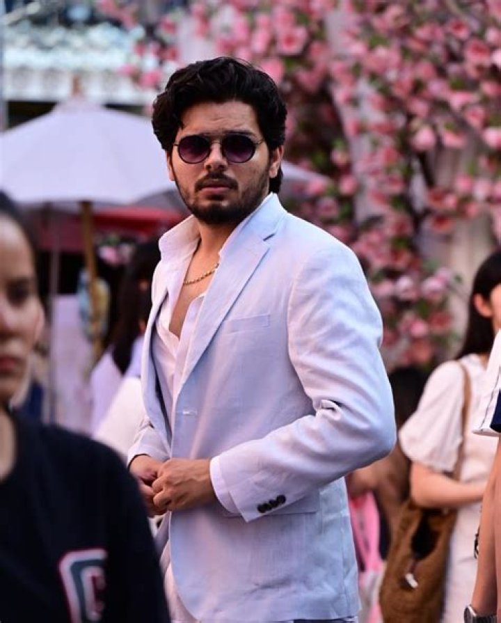 Ashish Chaudhary Height, Weight, Net Worth, Age, Birthday, Wikipedia, Who, Instagram, Biography