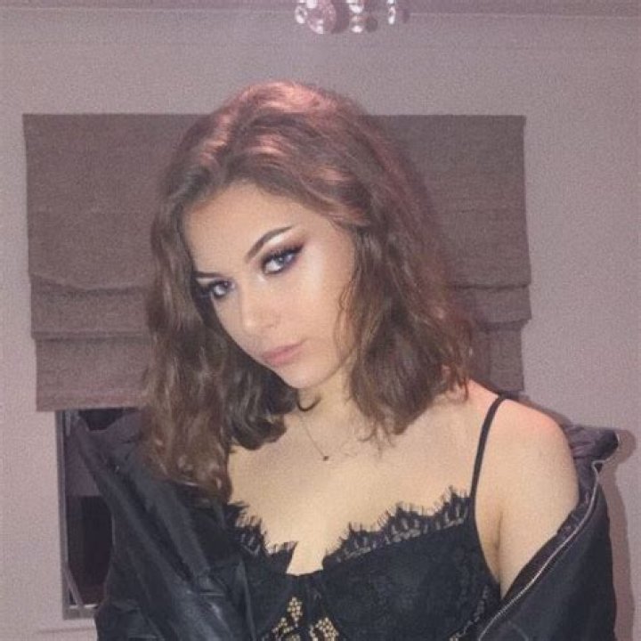 
Georgia Twinn Height, Weight, Net Worth, Age, Wiki, Who, Instagram, Biography 