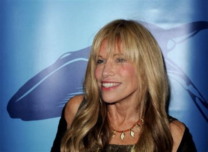 
How Much Is Carly Simon Worth? 