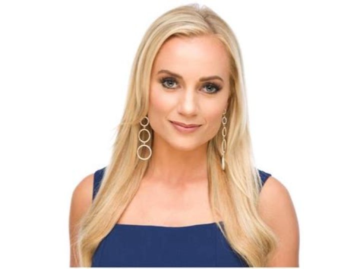  Ivory Hecker