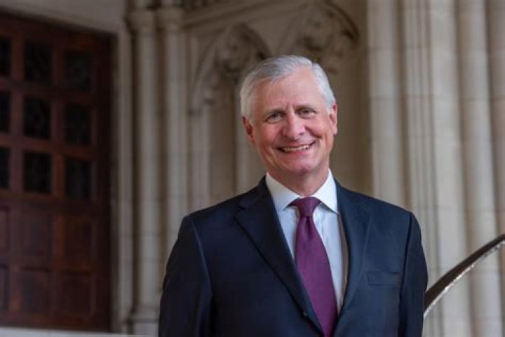 Jon Meacham Height, Weight, Net Worth, Age, Birthday, Wikipedia, Who, Instagram, Biography