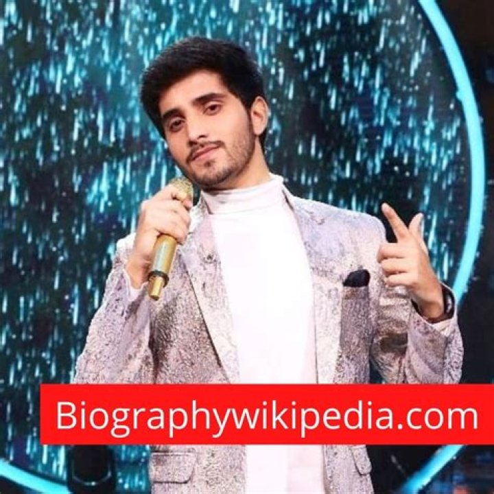 Nachiket Karekar Height, Weight, Net Worth, Age, Birthday, Wikipedia, Who, Instagram, Biography