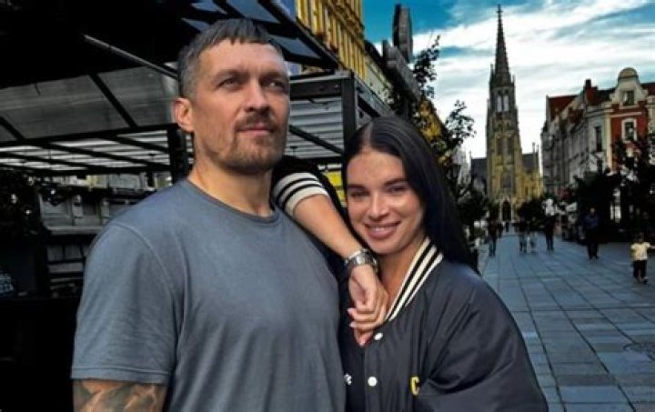 Oleksandr Usyk: Wife, Family, Prize Money & Net Worth