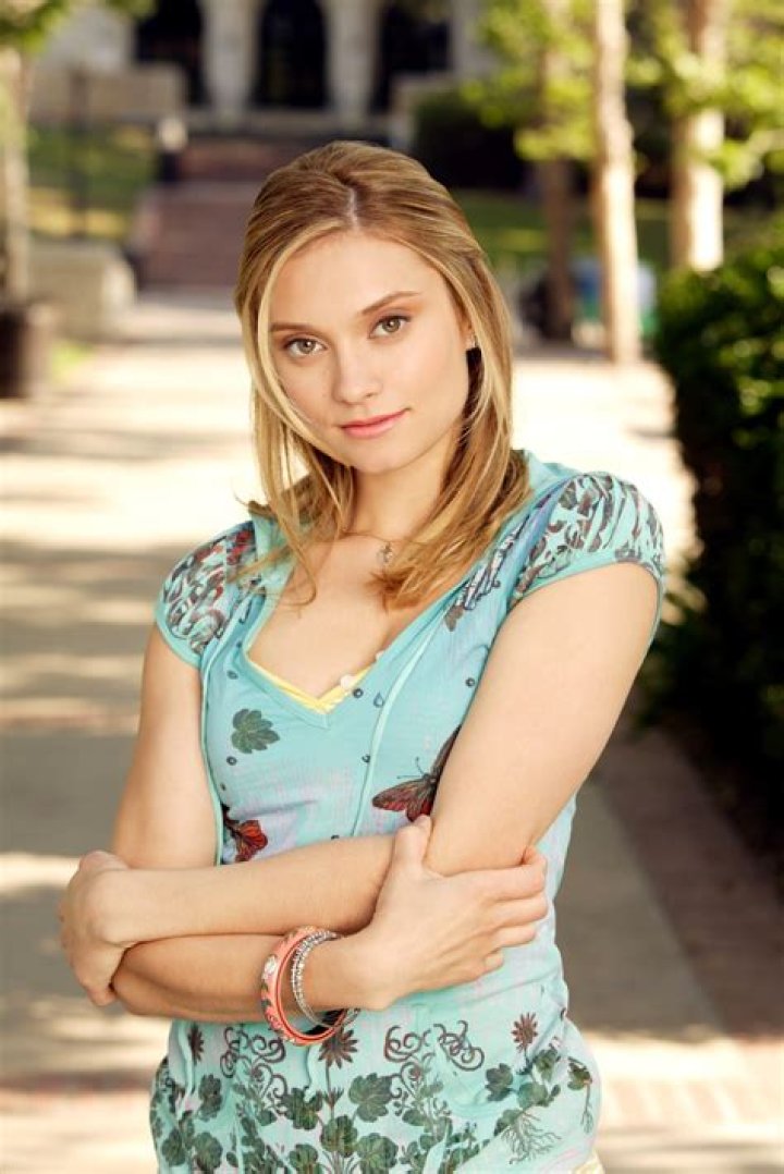 Spencer Grammer Height, Weight, Net Worth, Age, Wiki, Who, Instagram, Biography